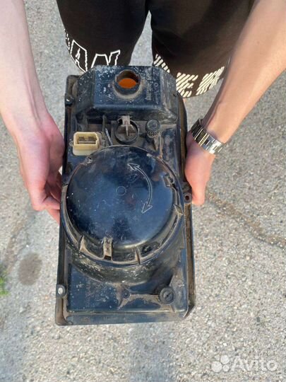 Фара левая ваз 2107