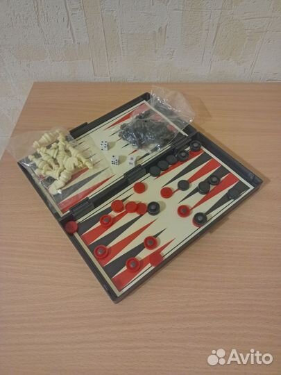 Отдам бесплатно настольные игры