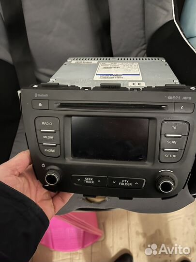 Штатна магнитола (шгу) киа соренто 2
