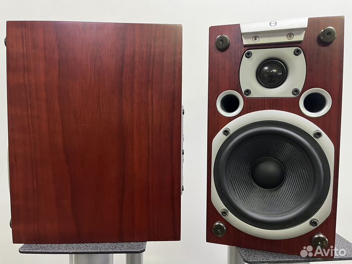 Полочная акустика Audiovector K1