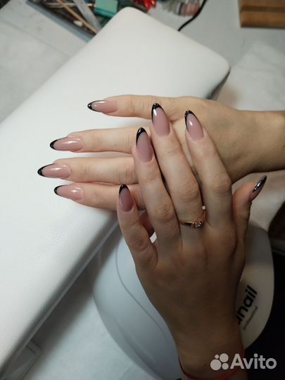 Мастер маникюра и педикюра