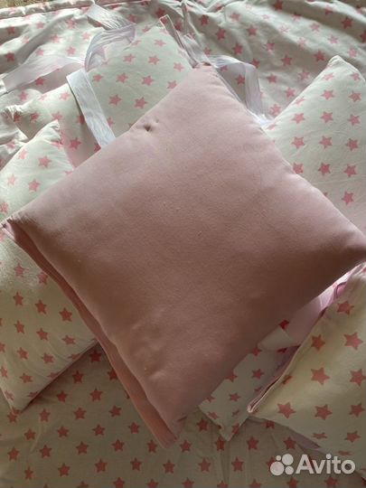 Бортики в детскую кроватку