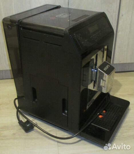 Кофемашина автоматическая Krups Evidence EA891810