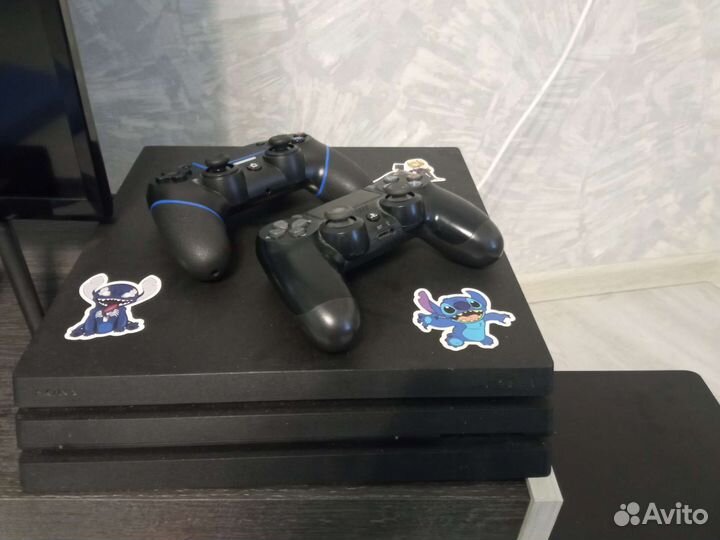 Sony playstation 4 PS4 pro 1tb