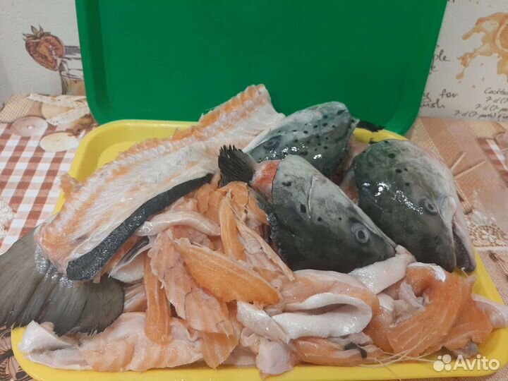 Лосось (наваристый суповой набор)