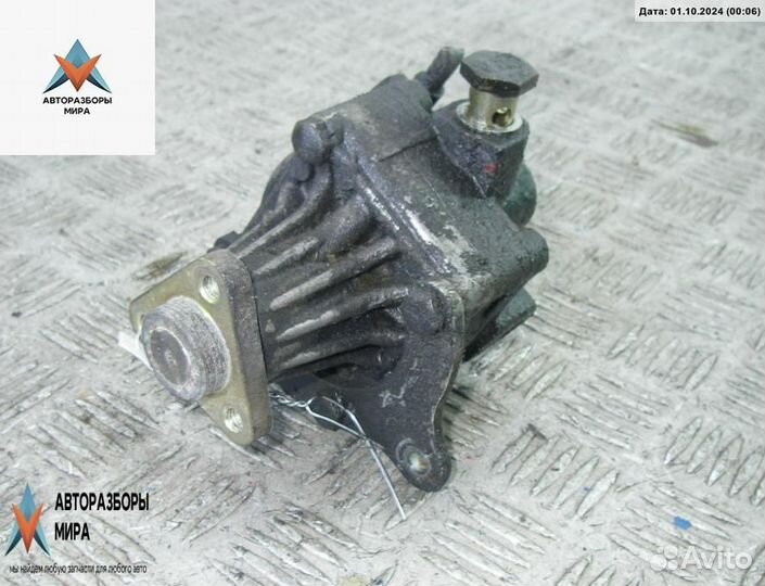 Насос гидроусилителя руля BMW 3 E36 1991 1137835