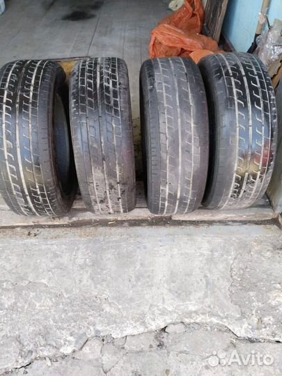 Bridgestone B-RV AQ 215/60 R16 20J