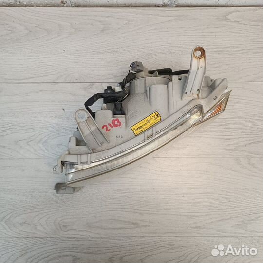 Фара передняя левая Toyota Bb NCP31 2005