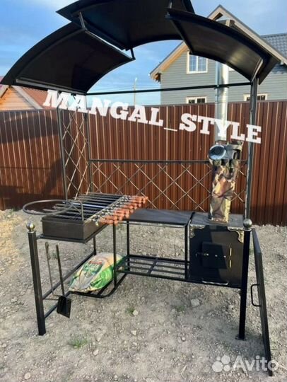 Мангал с крышей