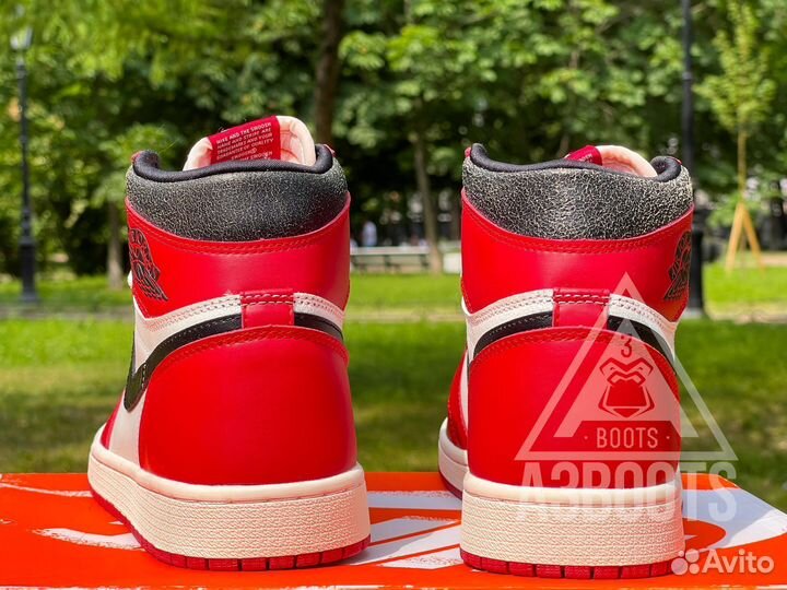 Кроссовки Nike Air Jordan 1 Retro High OG Chicago