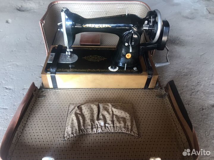 Швейная машина Подольск