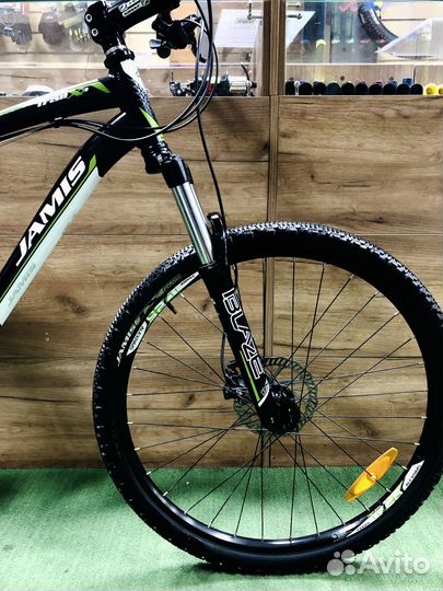 Jamis TrailX3 pro (Deore/hydra)