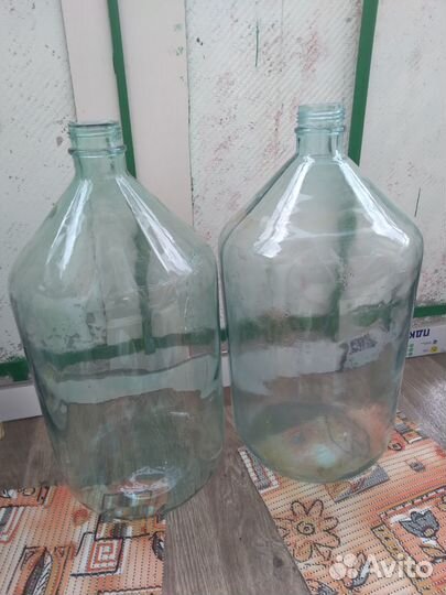 Продам бутыль 20 литров