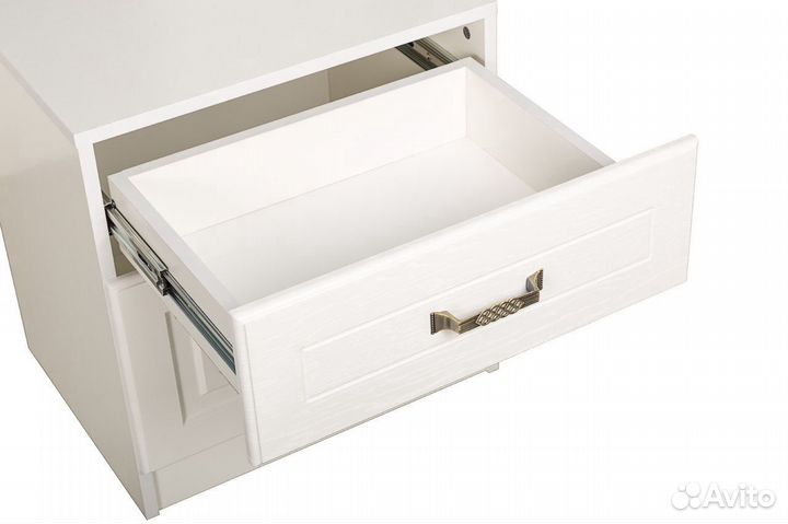 Тумба прикроватная