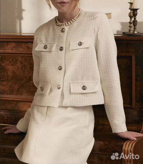 Пиджаки и жакеты женские