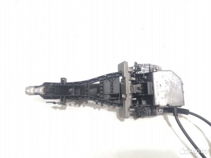 Ручка наружная двери передней правой Land Rover