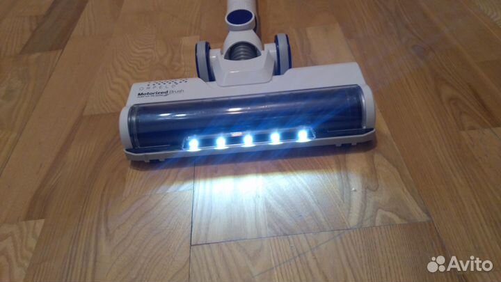 Беспроводной пылесос 6 в 1 почти новый