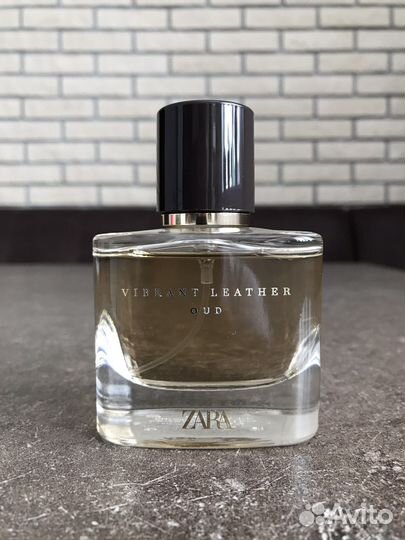 Парфюмерная вода Vibrant Leather OUD