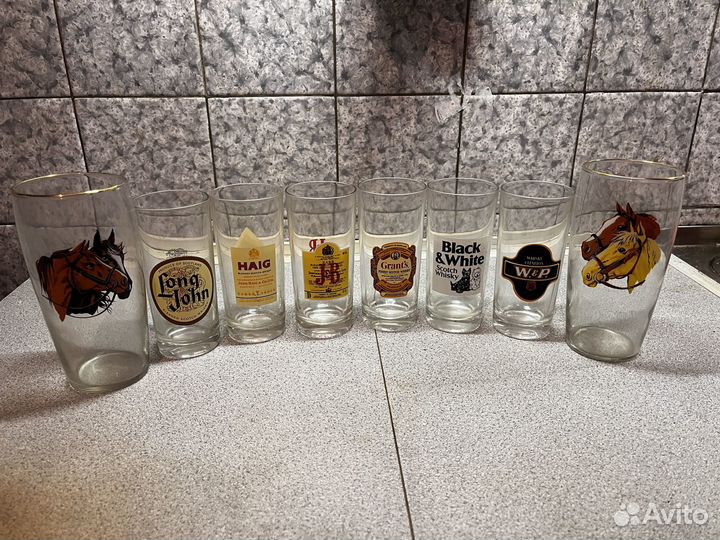 Стеклянные стаканы