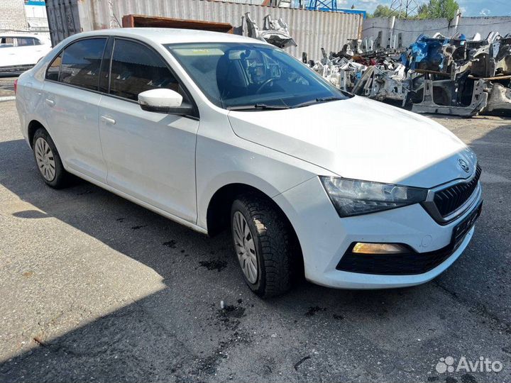 Автомобиль на запчасти Skoda Rapid 1.6 MPI MT