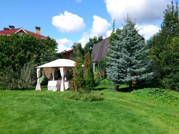 Коттедж 386 м² на участке 13,7 сот.