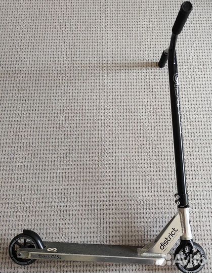 Самокат District C253