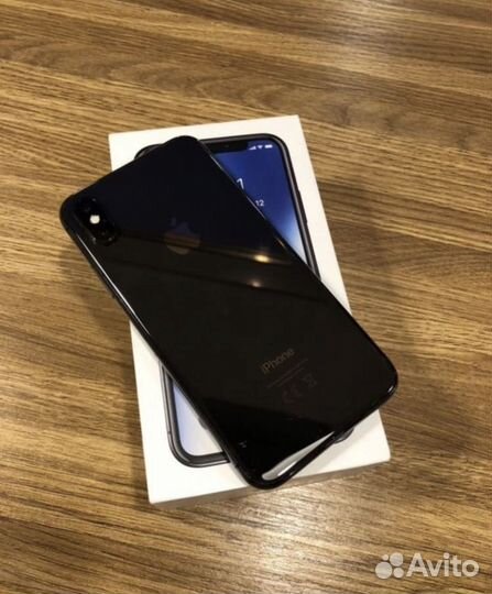 iPhone X, 256 ГБ
