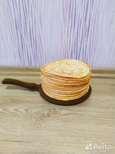Сковорода с блинами реквизит для аниматоров