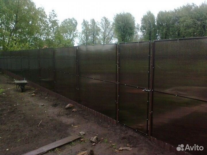 Забор из поликарбоната