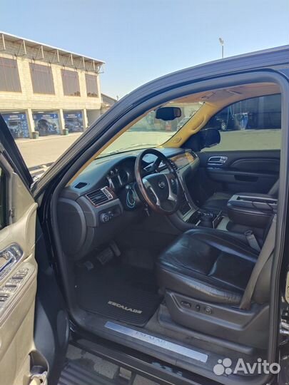 Cadillac Escalade 6.2 AT, 2013, 180 000 км