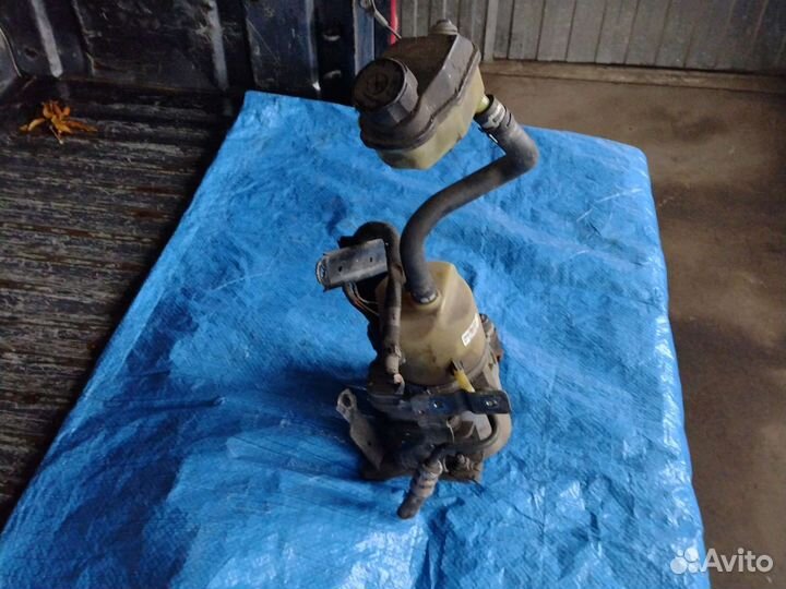 Усилитель руля Volvo S40 2, V50, C30