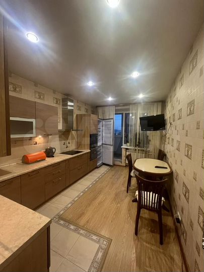 1-к. квартира, 52 м², 2/12 эт.