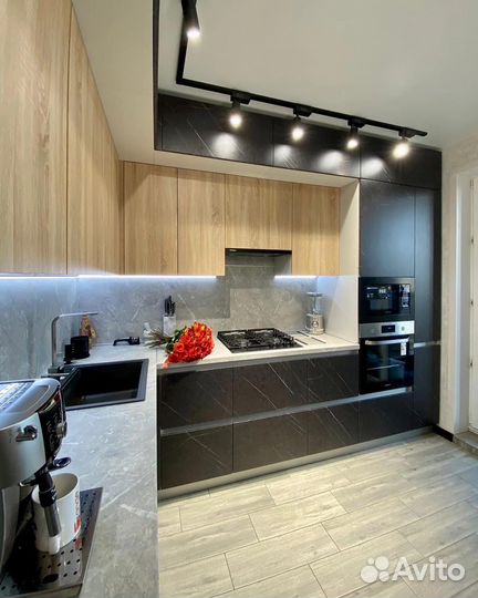 Угловая кухня на заказ. Фабрика