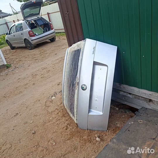Дверь багажника шкода фабия 1