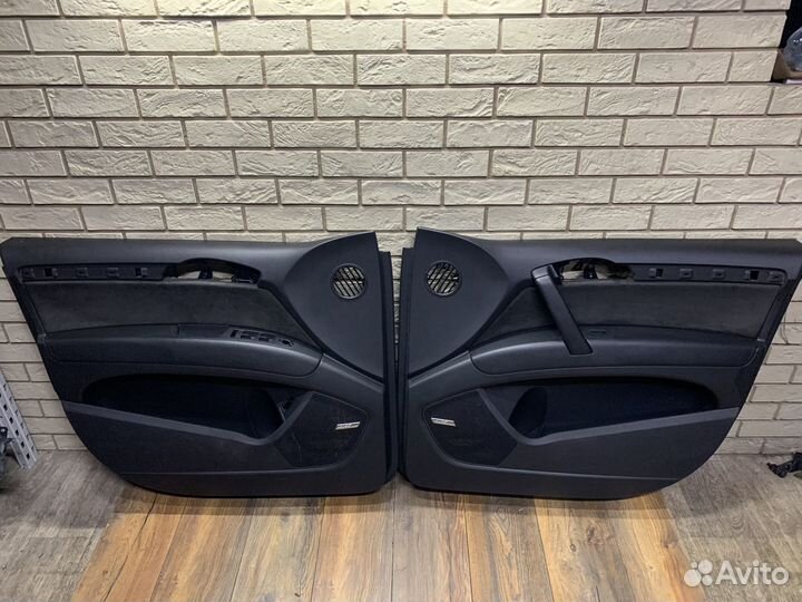 Audi Q7 (4L) Обшивка двери передней левой и правой