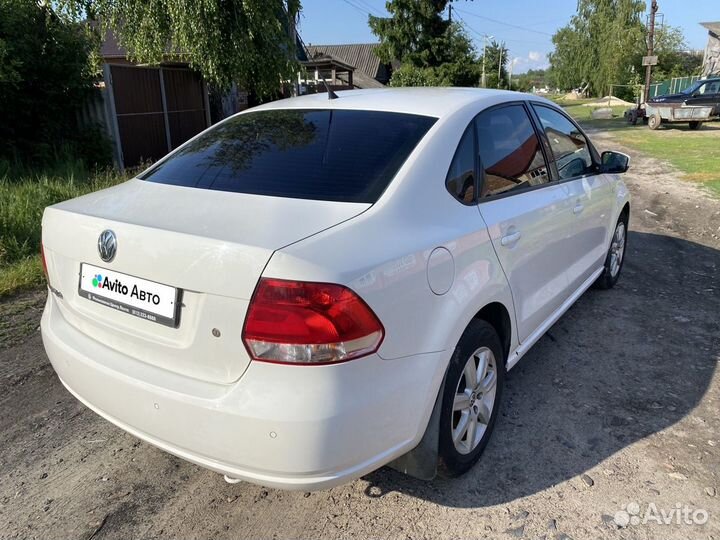 Volkswagen Polo 1.6 AT, 2011, 192 000 км