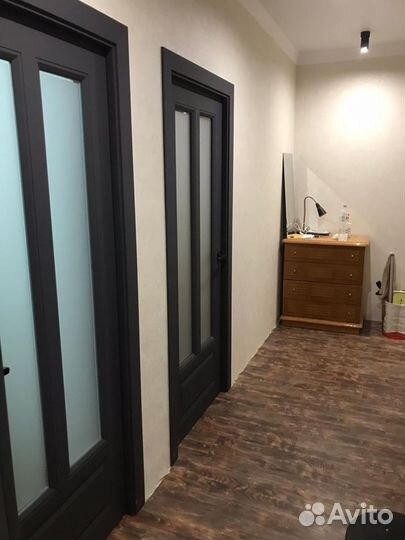 Двери темно серые комплект