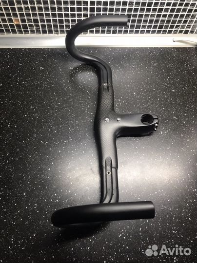 Руль карбоновый шоссейный