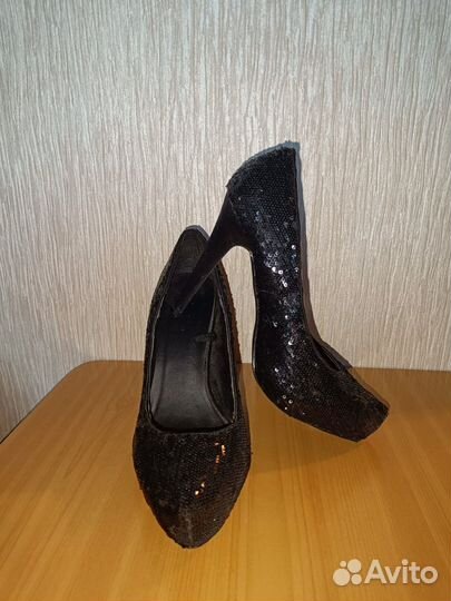 Туфли женские 39 размер