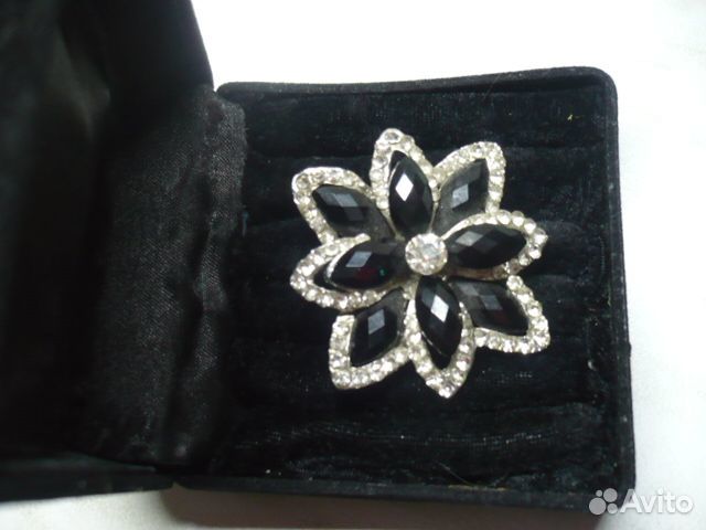 Бусы,браслеты