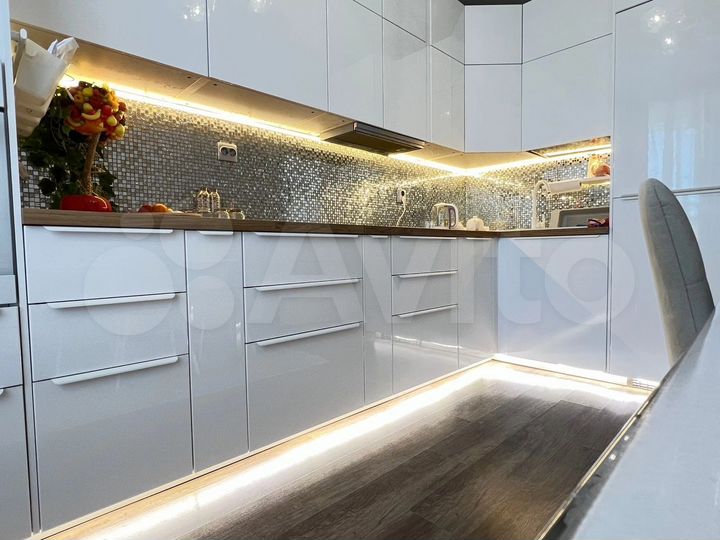 3-к. квартира, 84,1 м², 24/25 эт.