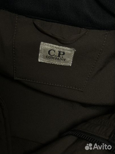 Зимняя куртка cp company с линзами