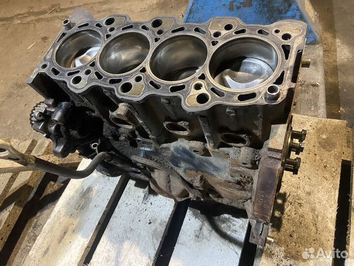 Низ двигателя шорт блок мицубиси 4g94 GDI