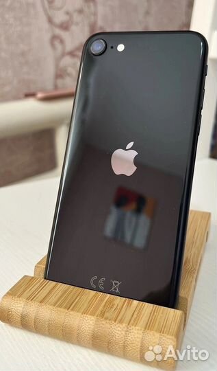 iPhone se 64gb 2020