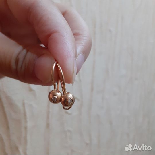 Золотые сережки