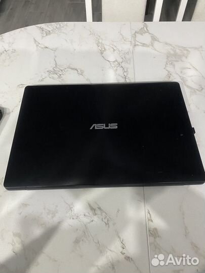 Ноутбук asus x553m