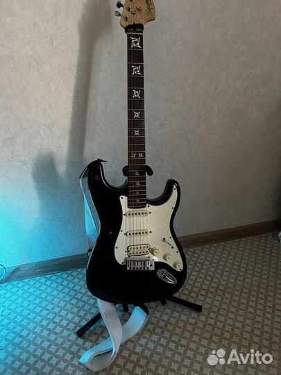 Электрогитара Fender Squier Stratocaster