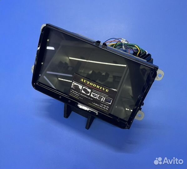 Штатное головное устройство на Volkswagen