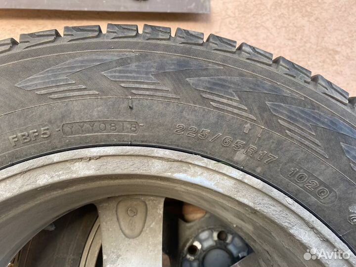 Yokohama IceGuard Stud IG65 225/65 R17