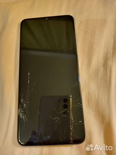 Телефон Samsung А 70